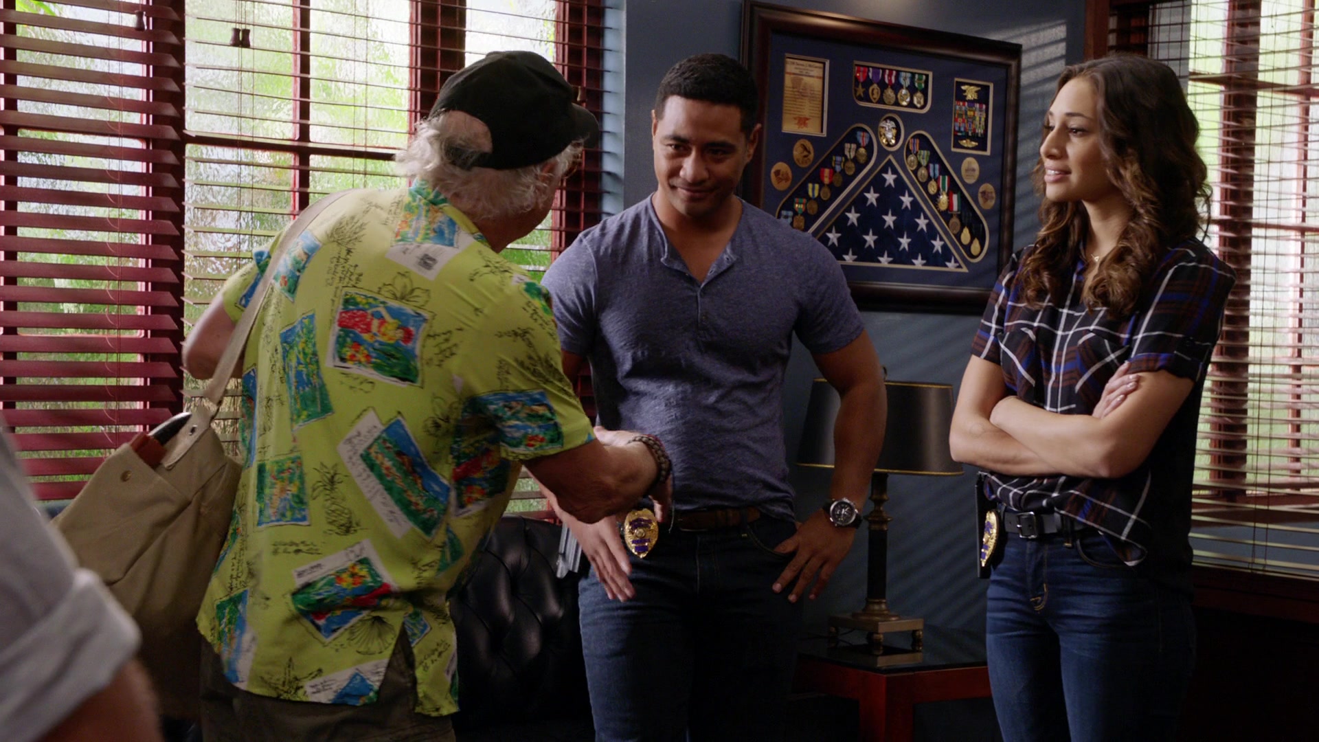 H508x18_0024.jpg