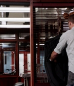H508x18_0032.jpg